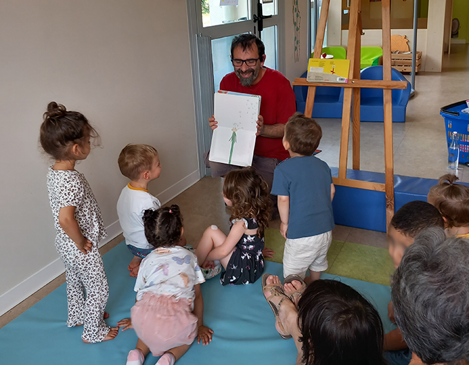 Samedi conté en crèche 2024